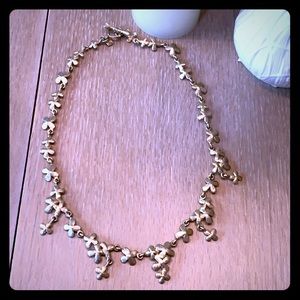 Beautiful gold flower necklace!